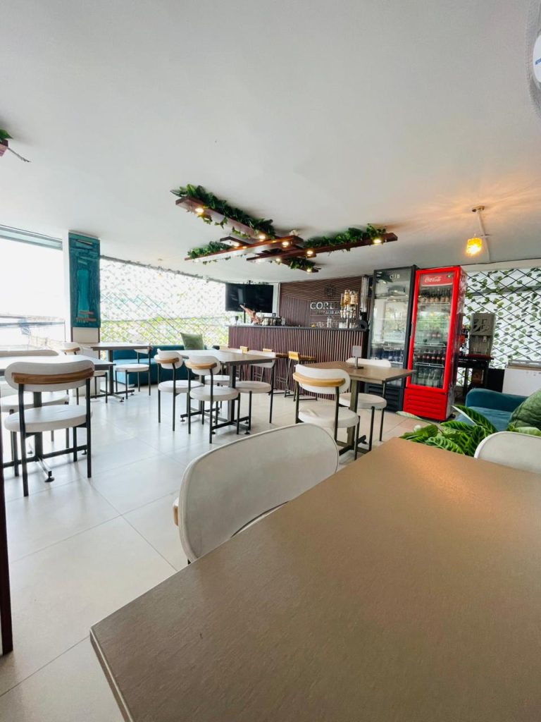 atuntaqui-restaurant-familiar-cordus-imbabura-ecuador