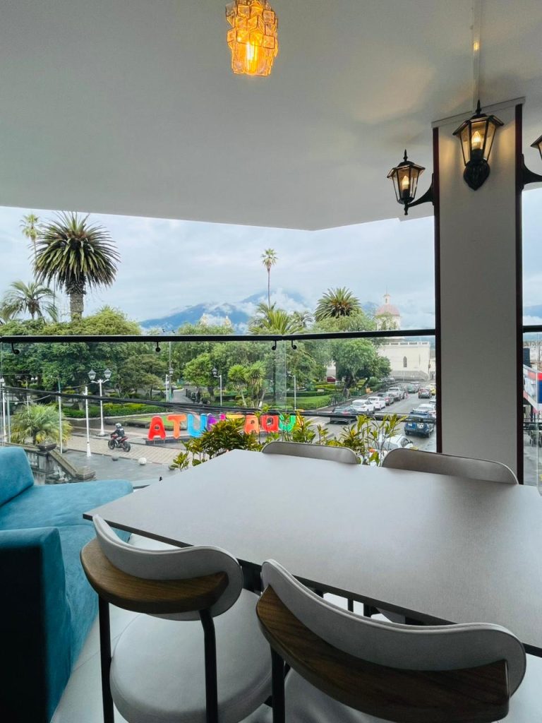 atuntaqui-restaurant-familiar-cordus-imbabura-ecuador-compromiso-amor